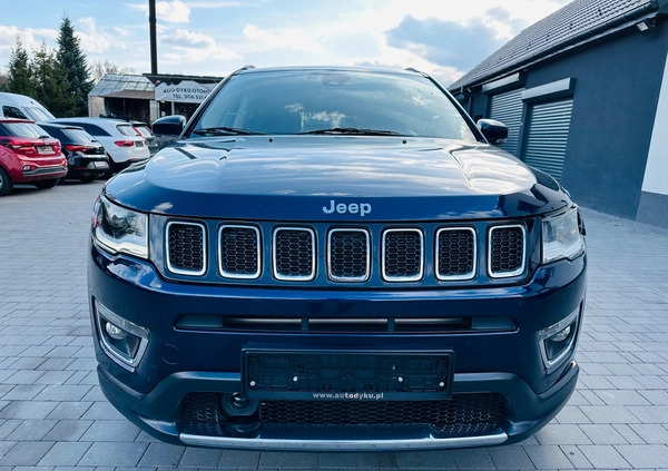 Jeep Compass cena 58500 przebieg: 119000, rok produkcji 2018 z Włoszczowa małe 742